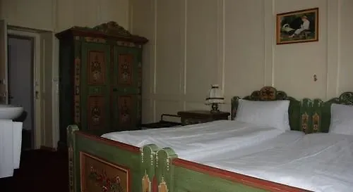 Piz Ela Bergun 酒店