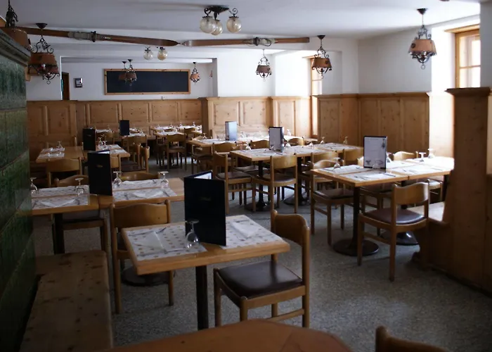 酒店 Piz Ela Bergun 3*